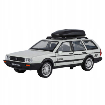 VW SANTANA WAGON METALOWY MODEL SAMOCHODU 1:32 DŹWIĘK ŚWIATŁO BIAŁY PREZENT