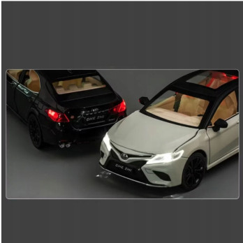 TOYOTA CAMRY METALOWY MODEL SAMOCHODU 1:24 DŹWIĘK ŚWIATŁO BIAŁY