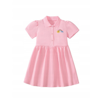 BAWEŁNIANA SUKIENKA DZIECIĘCA POLO RÓŻOWA PINK NADRUK TĘCZA 116/122