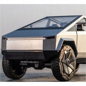 METALOWY MODEL TESLA CYBERTRUCK Z QUADEM 1:24 DŹWIĘK LED OTWIERANE DRZWI