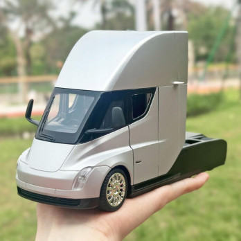 TESLA SEMI ALLOUD TRUCK HEAD METALOWY MODEL 1:24 DŹWIĘK ŚWIATŁO