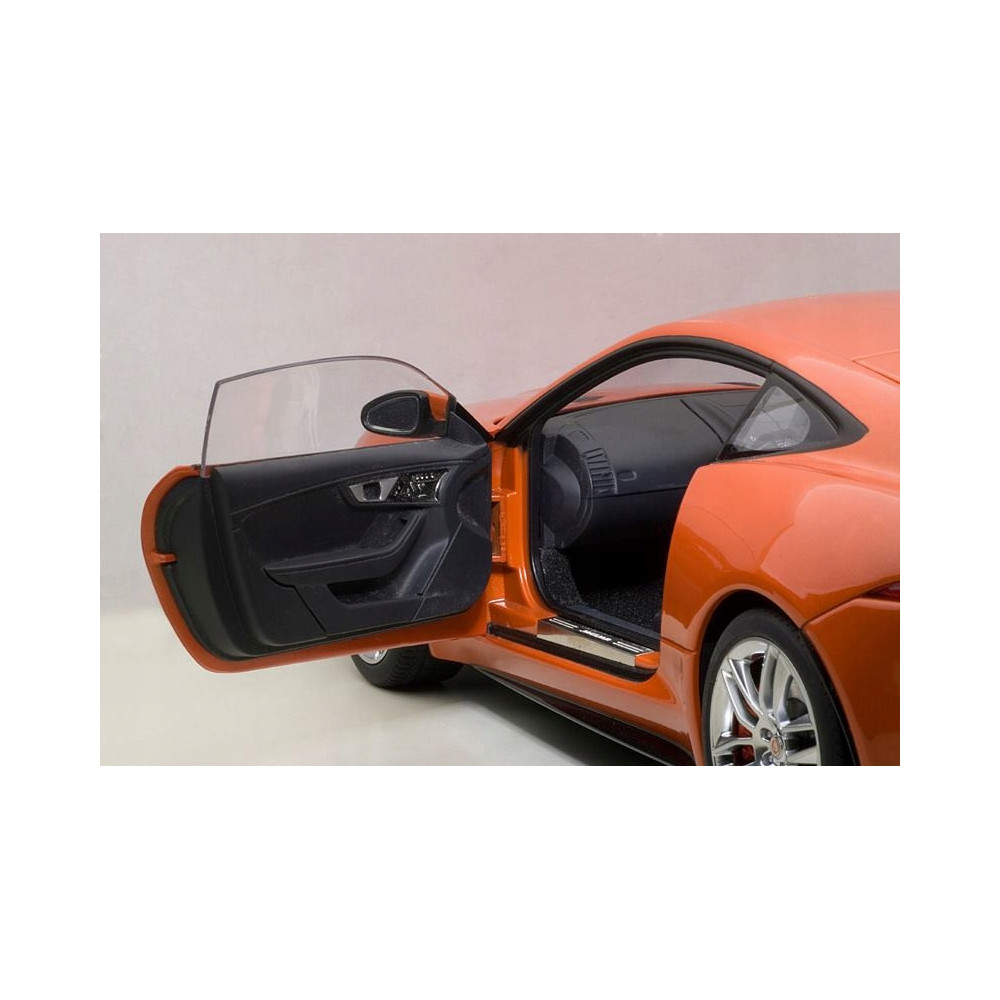 METALOWY MODEL JAGUAR POMARAŃCZOWY F-TYPE DŹWIĘK ŚWIATŁA LED PREZENT 1:24