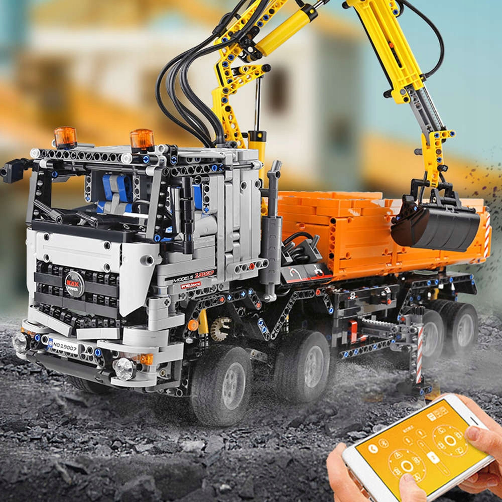 Klocki Mould King 19007 Ciężarówka Mercedes-Benz Arocs Pneumatic HDS Truck