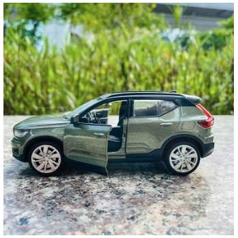 VOLVO XC40 ELEKTRYCZNY METALOWY MODEL SAMOCHODU 1:32 DŹWIĘK ŚWIATŁO ZIELONY