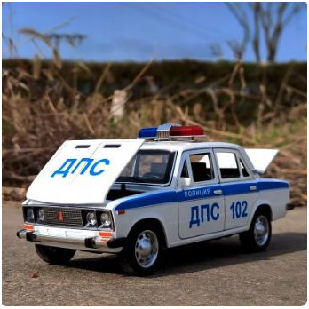 LADA AUTO POLICYJNE METALOWY MODEL SAMOCHODU SPOTOWEGO 1:24 DŹWIĘK ŚWIATŁO