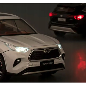TOYOTA HIGHLANDER METALOWY MODEL SAMOCHODU 1:24 DŹWIĘK ŚWIATŁO CZARNY