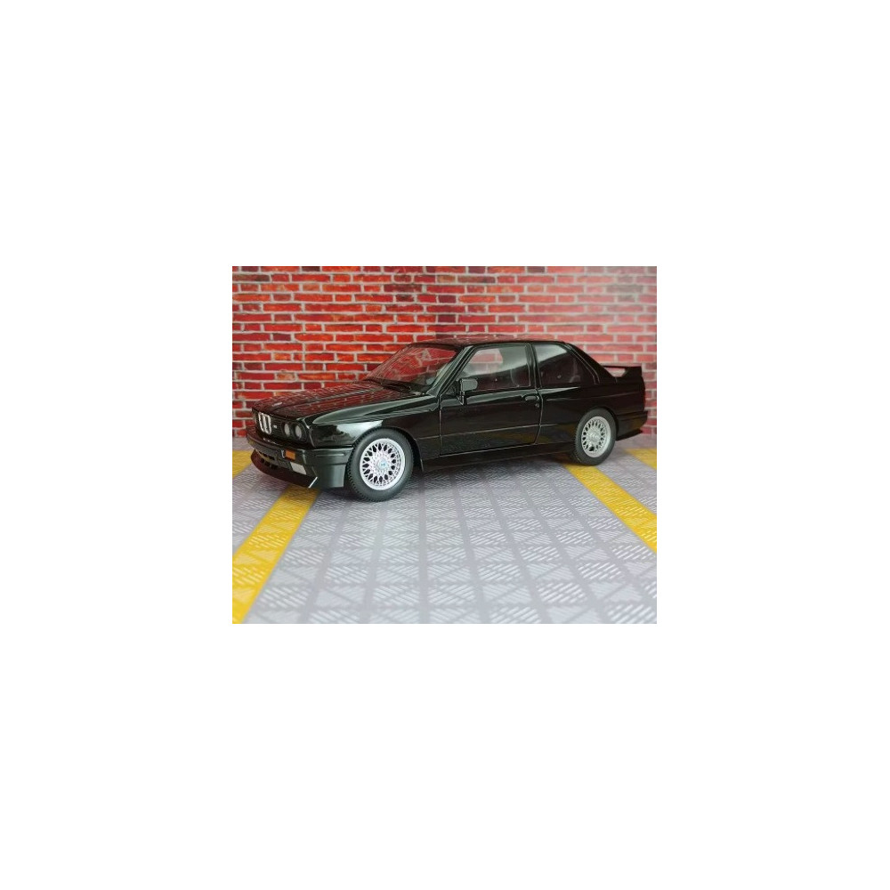 BMW M3 E30 MODEL METALOWY 1:24 DIE CAST ŚWIATŁA DŹWIĘK OTWIERANY CZARNY