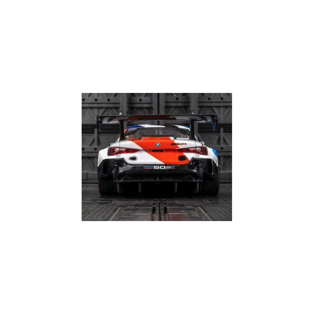 BMW M4 GT3 MODEL METALOWY 1:24 DIE CAST ŚWIATŁA DŹWIĘK OTWIERANY