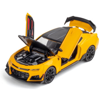 CHEVROLET CAMARO BUMBLEBEE 1:24 METALOWY MODEL AUTO ŚWIATŁA DŹWIĘK ŻÓŁTY