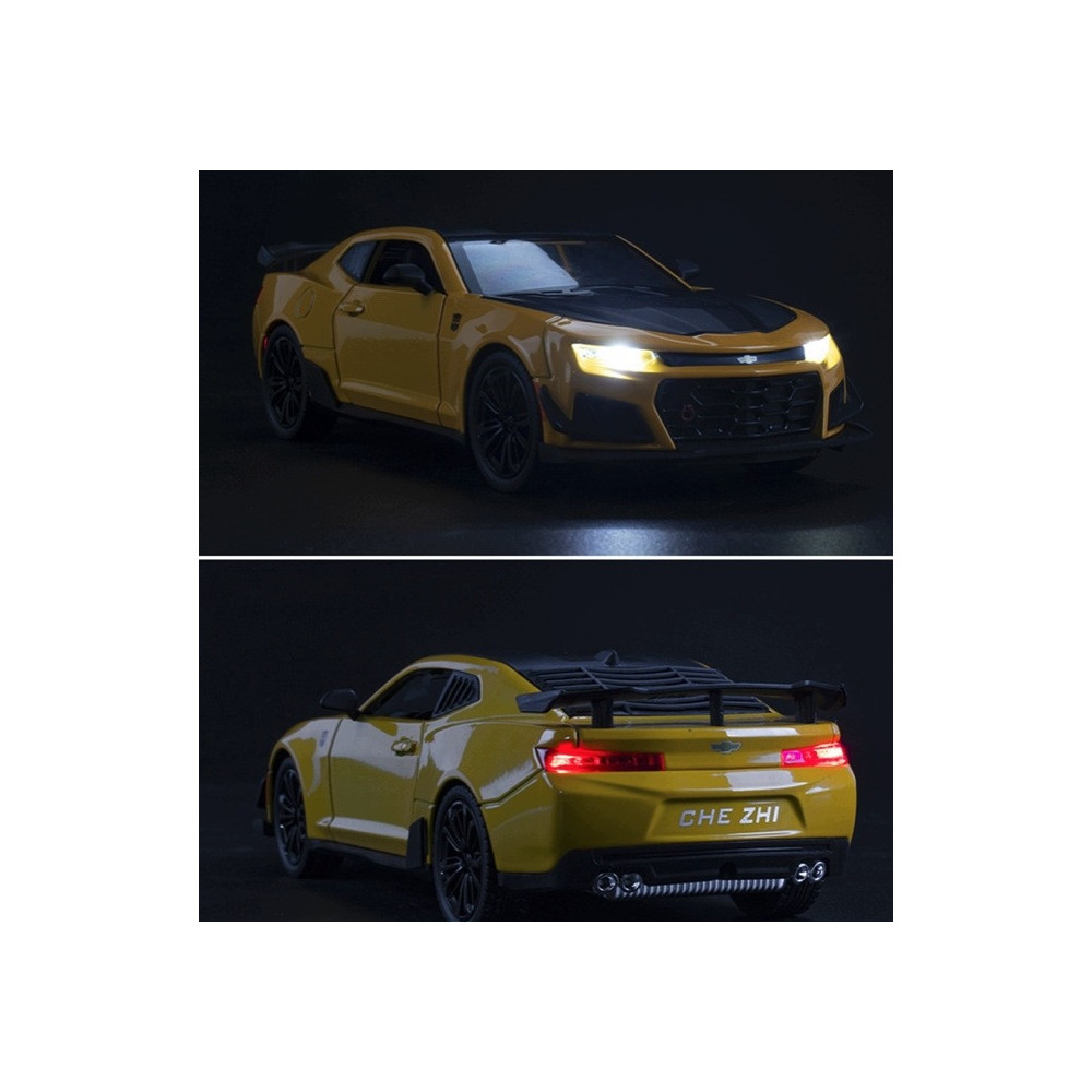 CHEVROLET CAMARO BUMBLEBEE 1:24 METALOWY MODEL AUTO ŚWIATŁA DŹWIĘK ŻÓŁTY