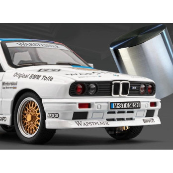 METALOWY MODEL BMW M3 E30 WARSTEINER 1:24 DIE CAST ŚWIATŁA DŹWIĘKI