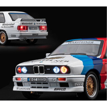METALOWY MODEL BMW M3 E30 WARSTEINER 1:24 DIE CAST ŚWIATŁA DŹWIĘKI