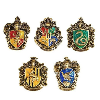 HARRY POTTER KOLEKCJONERSKA METALOWA ODZNAKA HERB GRYFFINDOR I INNE 1 SZT