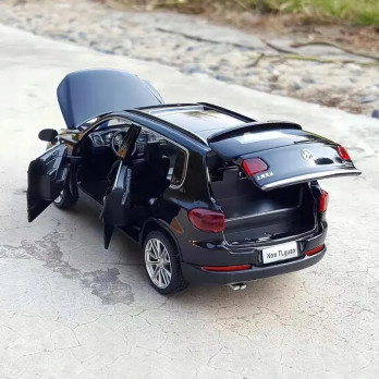 VOLKSWAGEN TIGUAN L METALOWY MODEL SAMOCHODU 1:32 DŹWIĘK ŚWIATŁO CZARNY
