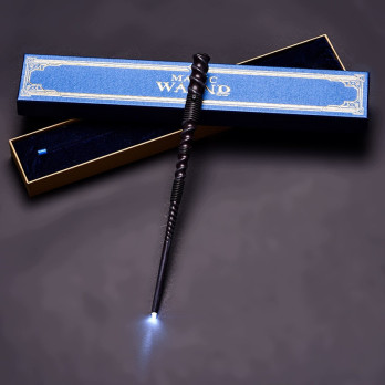 MAGICZNA RÓŻDŻKA HARRY POTTER CHO CHANG LED KOLEKCJONERSKA W PUDEŁKU