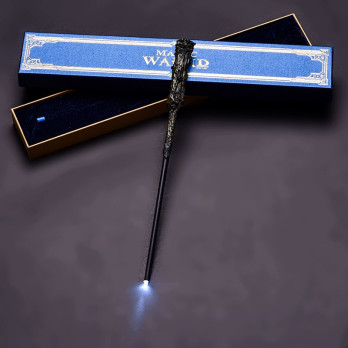 MAGICZNA RÓŻDŻKA HARRY POTTER LED KOLEKCJONERSKA W PUDEŁKU