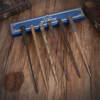 MAGICZNA RÓŻDŻKA HARRY POTTER LED KOLEKCJONERSKA W PUDEŁKU KOLEKCJONERSKIM