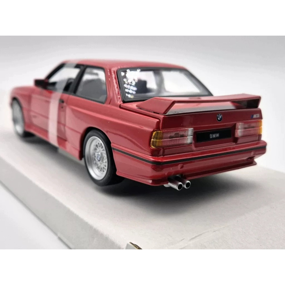 BMW M3 E30 MODEL METALOWY 1:24 DIE CAST ŚWIATŁA DŹWIĘK OTWIERANY CZERWONY