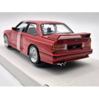 BMW M3 E30 MODEL METALOWY 1:24 DIE CAST ŚWIATŁA DŹWIĘK OTWIERANY CZERWONY