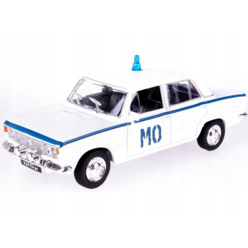 Pojazd policyjny fiat 125p Daffi 245