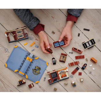 Zestaw Klocków Harry Potter pasuje do Lego Zajęcia z zaklęć i uroków