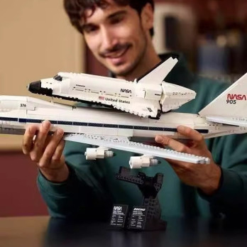 Zestaw Klocków Samolot Boeing I Nasa 905 Jak Lego 2417 el Prezent