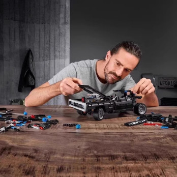 Klocki Konstrukcyjne Zestaw Do Budowania Dom's Dodge Charger Auto Prezent Jak Lego 1077 Elementy 1:13