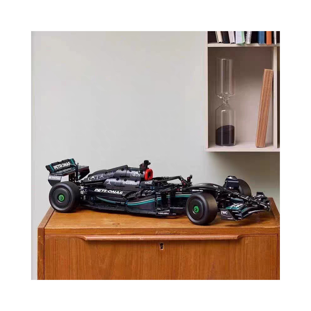 KLOCKI KONSTRUKCYJNE MERCEDES AMG F1 W14E PERFORMANCE PREZENT ZESTAW KLOCKÓW JAK LEGO